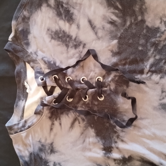 Woman's Sweater by Mudd Black & Grey Tye-Dye Print Size: Large - Picture 2 of 11